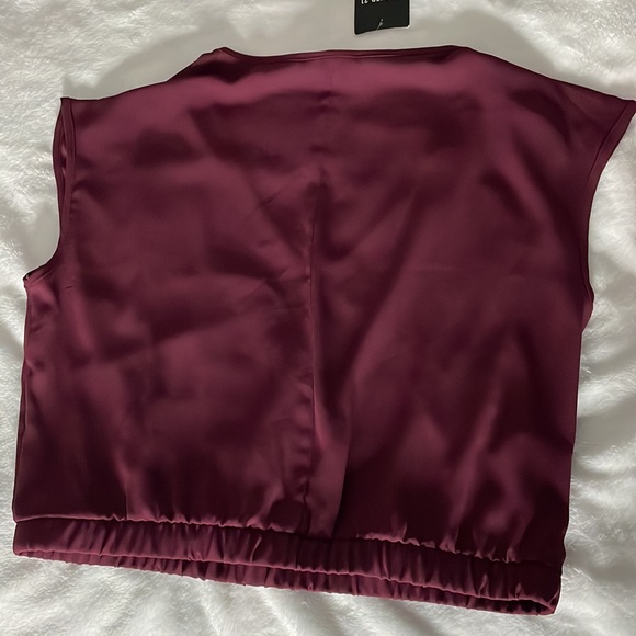 Box Top - Picture 2 of 2